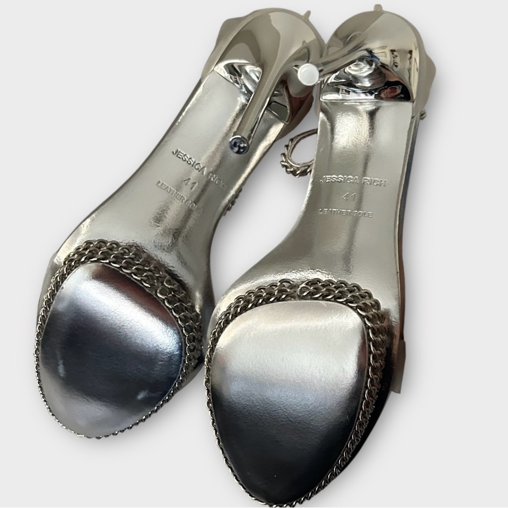 Jessica Rich Silver Chain Stiletto Pumps Size 41 New in Box Ankle Straps - Picture 5 of 7